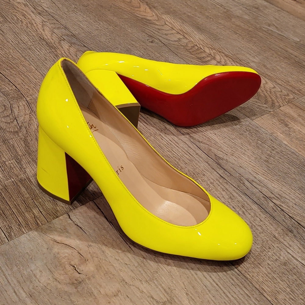 Yellow Patent Leather Women's Pumps